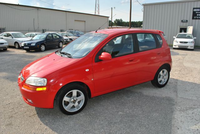 Chevrolet Aveo5 2007 photo 13