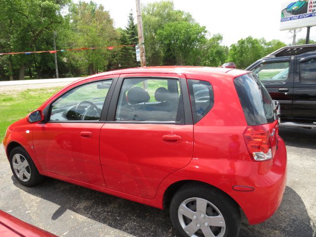 Chevrolet Aveo5 2008 photo 3