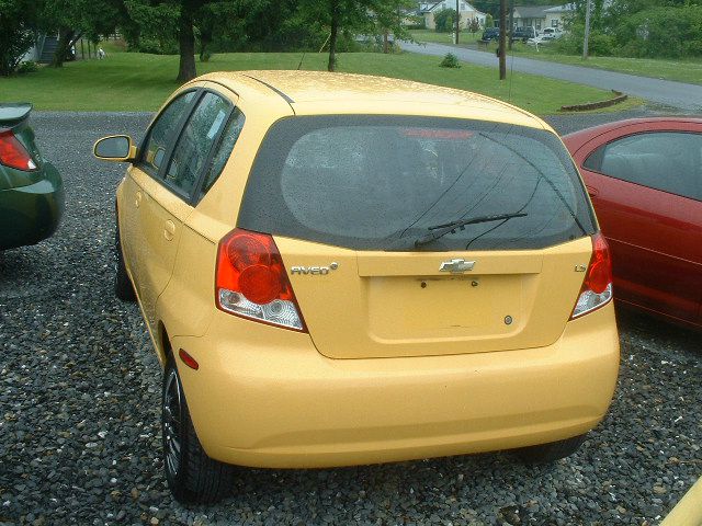 Chevrolet Aveo5 2008 photo 3