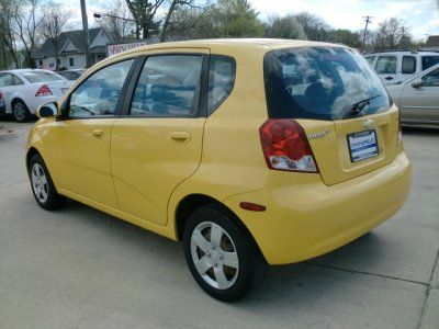 Chevrolet Aveo5 2008 photo 2