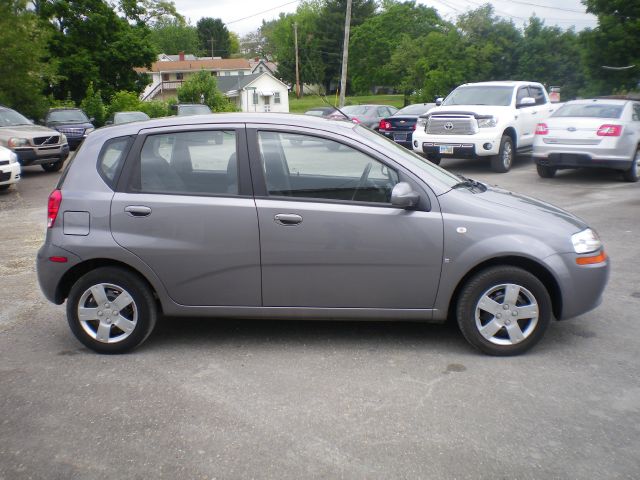 Chevrolet Aveo5 2008 photo 10