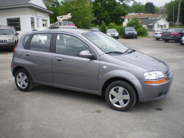 Chevrolet Aveo5 2008 photo 15