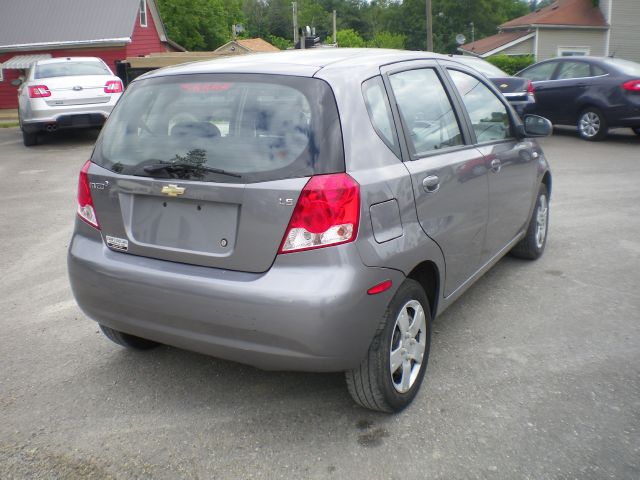 Chevrolet Aveo5 2008 photo 3