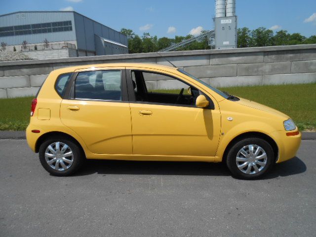 Chevrolet Aveo5 2008 photo 12