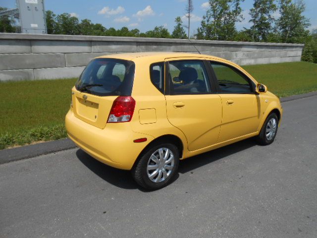 Chevrolet Aveo5 2008 photo 13