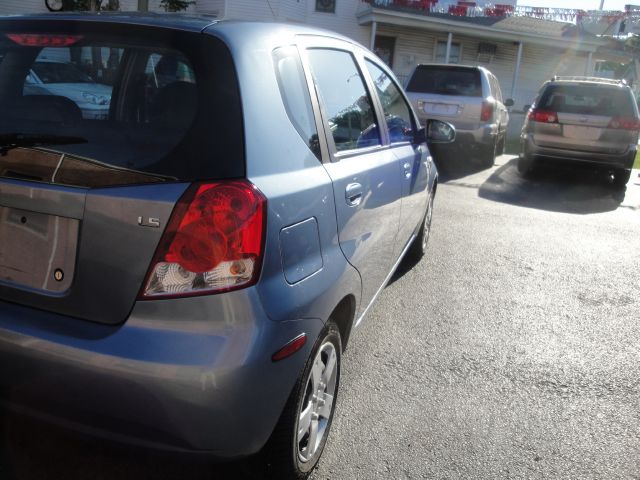 Chevrolet Aveo5 2008 photo 19