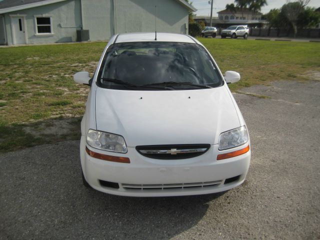 Chevrolet Aveo5 2008 photo 3