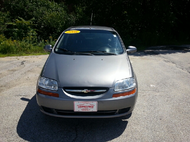 Chevrolet Aveo5 2008 photo 2