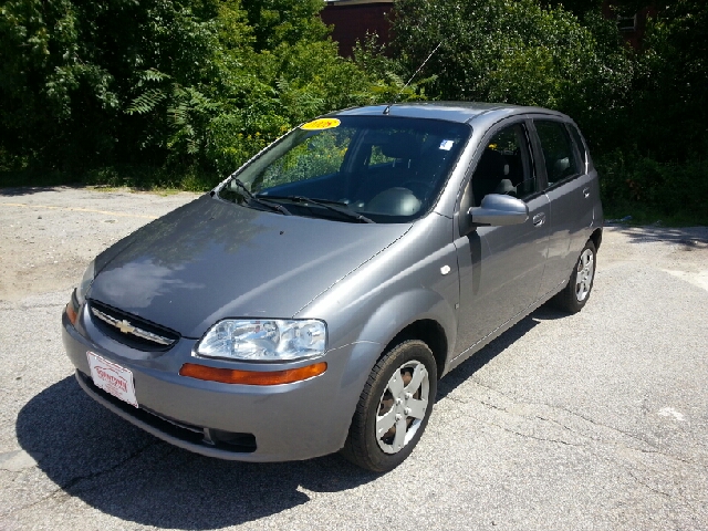 Chevrolet Aveo5 2008 photo 3