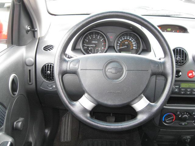 Chevrolet Aveo5 2008 photo 4