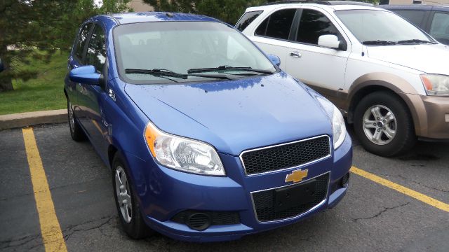 Chevrolet Aveo5 2009 photo 2