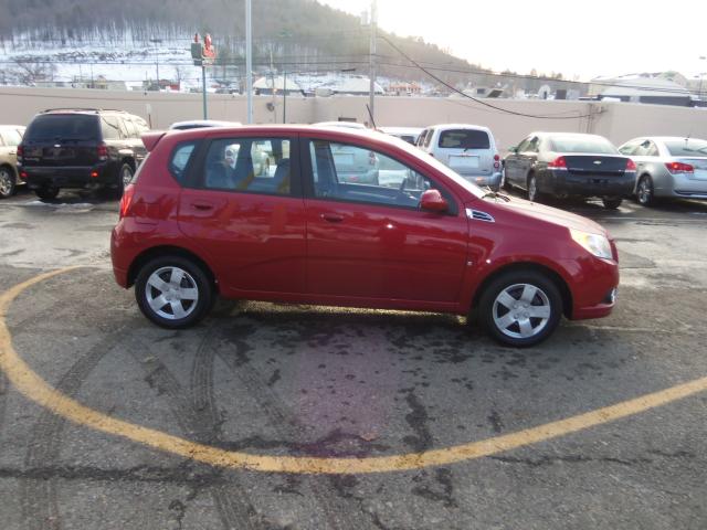 Chevrolet Aveo5 2009 photo 4