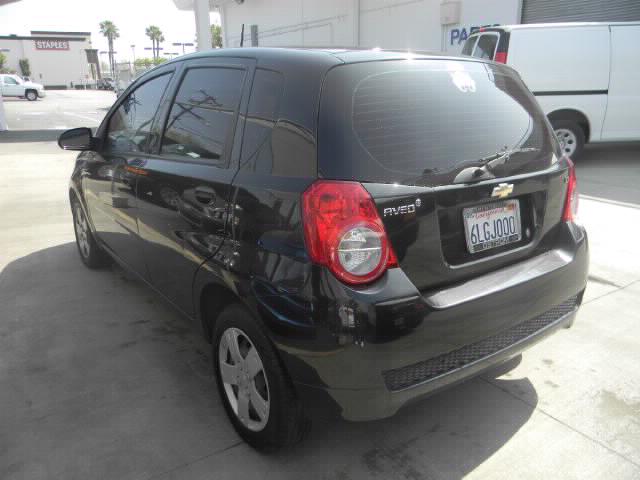 Chevrolet Aveo5 2009 photo 3