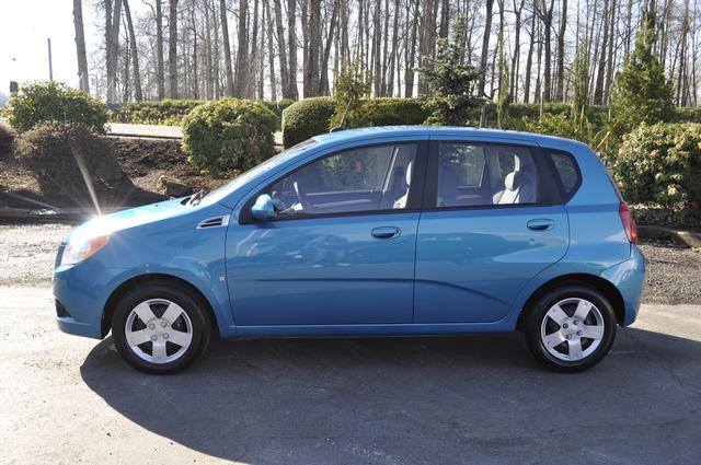 Chevrolet Aveo5 2009 photo 3