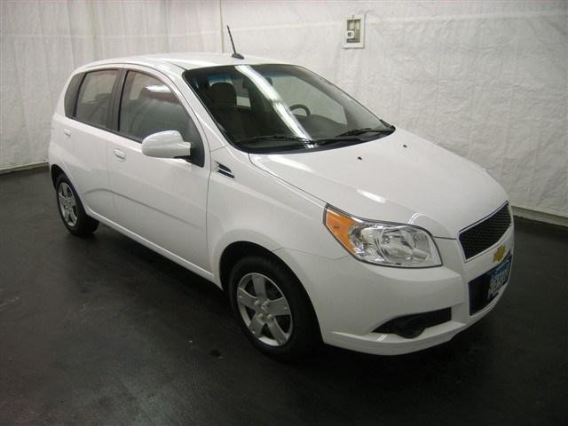 Chevrolet Aveo5 2010 photo 1