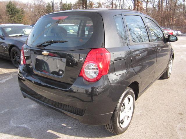 Chevrolet Aveo5 2010 photo 4