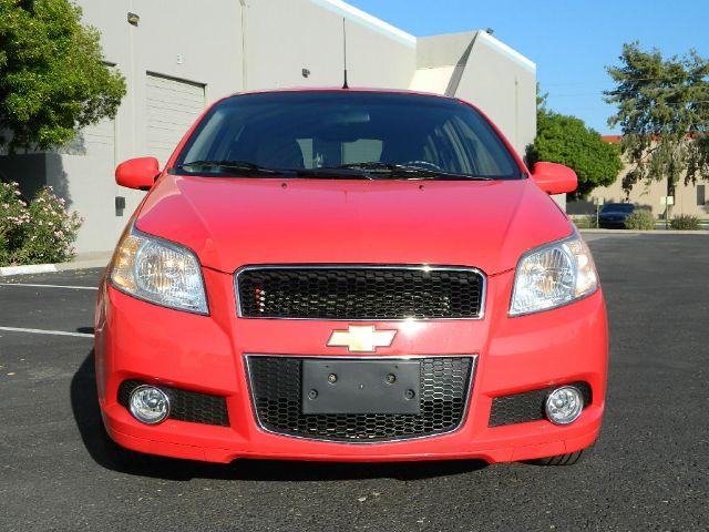 Chevrolet Aveo5 2010 photo 4