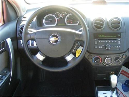 Chevrolet Aveo5 2011 photo 4