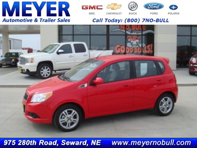 Chevrolet Aveo5 4dr Sdn I4 CVT 2.5 Hatchback