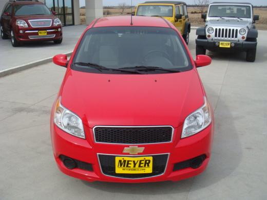 Chevrolet Aveo5 2011 photo 2