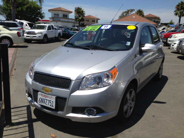 Chevrolet Aveo5 2011 photo 1