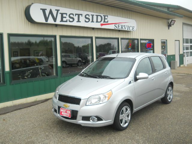 Chevrolet Aveo5 2011 photo 1