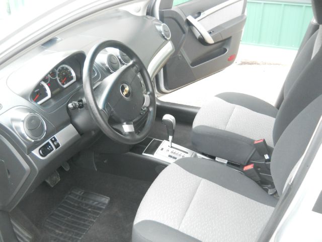 Chevrolet Aveo5 2011 photo 2