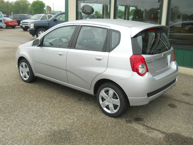 Chevrolet Aveo5 2011 photo 7