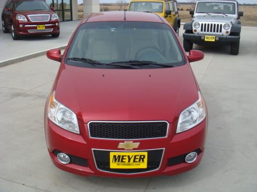 Chevrolet Aveo5 2011 photo 2