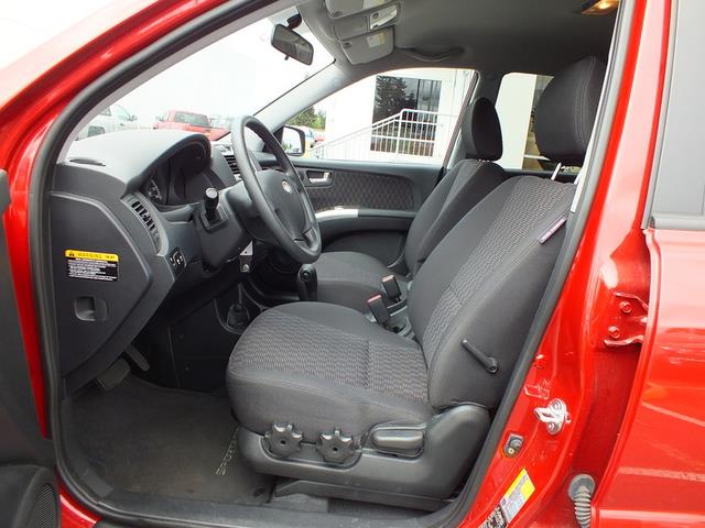 Chevrolet Aveo5 2011 photo 24