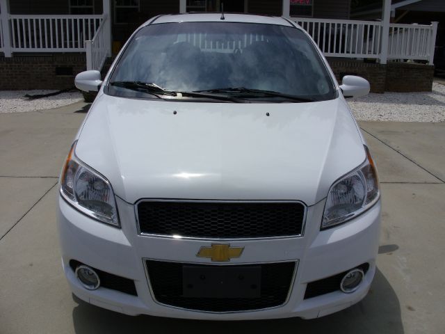 Chevrolet Aveo5 2011 photo 1