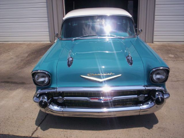 Chevrolet Bel Air 1957 photo 4