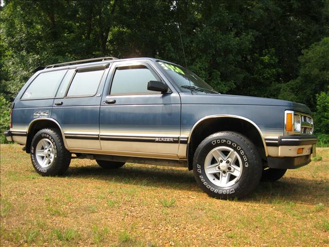 Chevrolet Blazer 2WD Crew Cab 126.0 SLE2 Truck Sport Utility