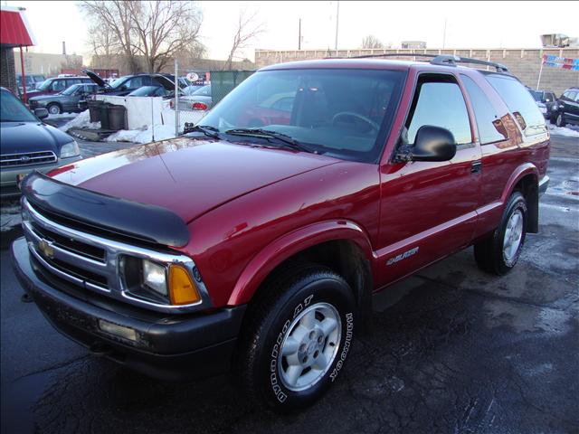 Chevrolet Blazer 24 Box Sport Utility