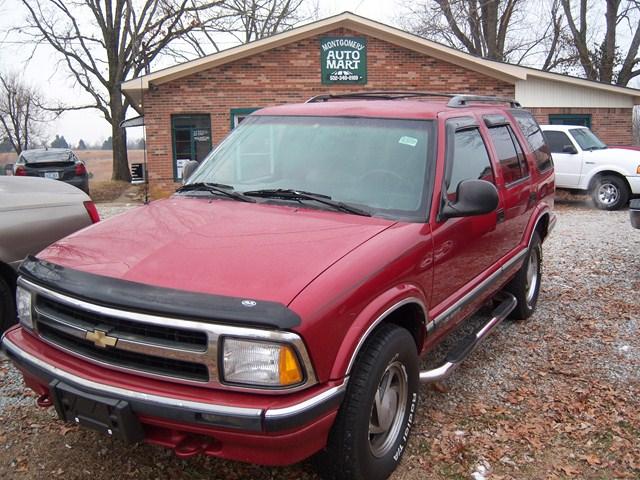 Chevrolet Blazer XLT 2WD Sport Utility