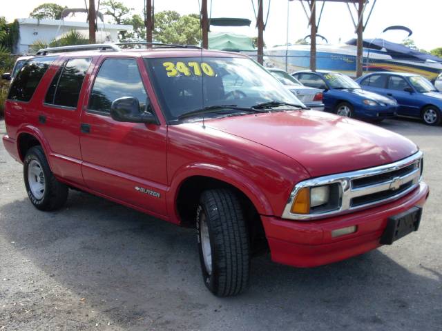 Chevrolet Blazer 24 Box Sport Utility