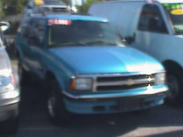 Chevrolet Blazer Base Sport Utility