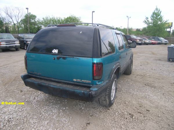 Chevrolet Blazer 1995 photo 1