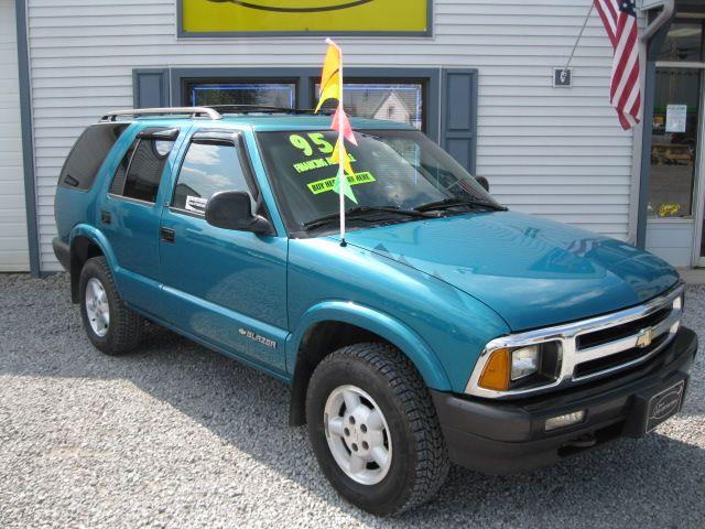 Chevrolet Blazer Volante S Sport Utility