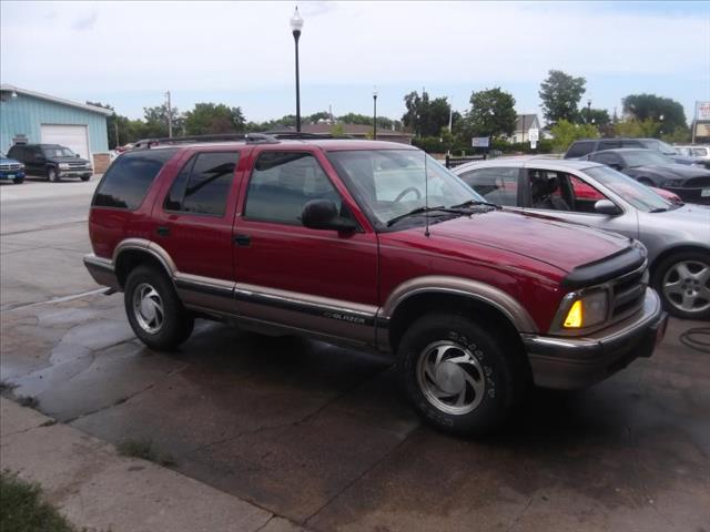 Chevrolet Blazer 1996 photo 1