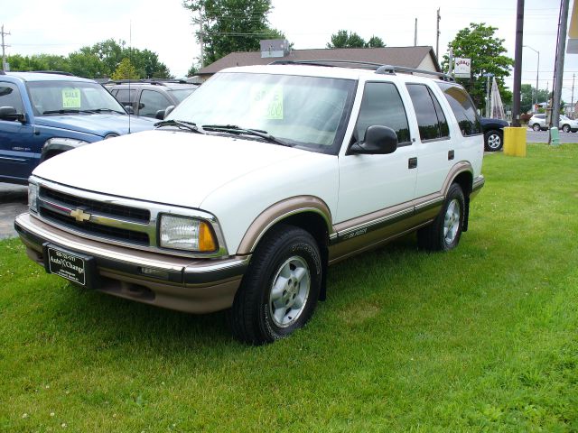 Chevrolet Blazer 1996 photo 3