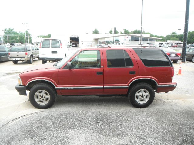 Chevrolet Blazer 1996 photo 1