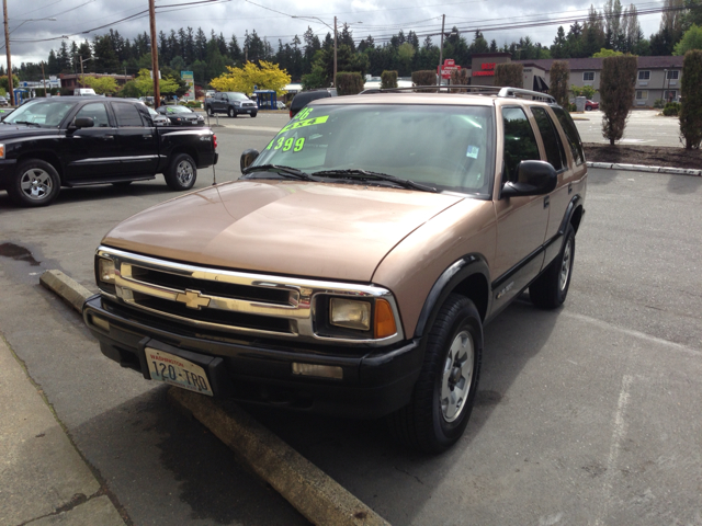 Chevrolet Blazer 1996 photo 2