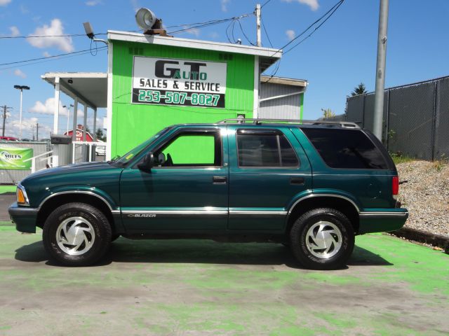 Chevrolet Blazer 1996 photo 2