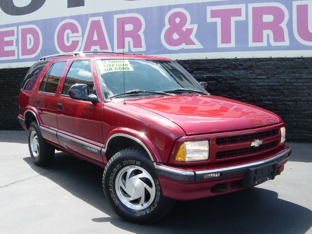 Chevrolet Blazer 1997 photo 1