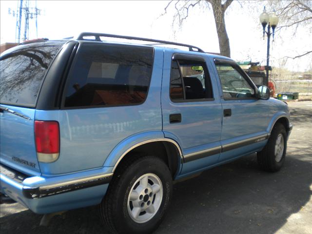 Chevrolet Blazer 1997 photo 3