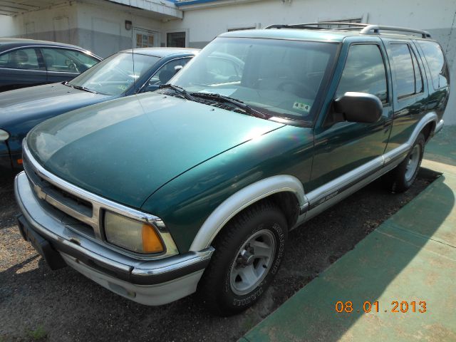 Chevrolet Blazer Crew Denali SUV