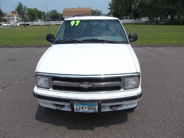 Chevrolet Blazer 1997 photo 2