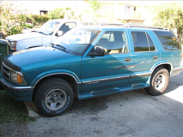 Chevrolet Blazer 1997 photo 4