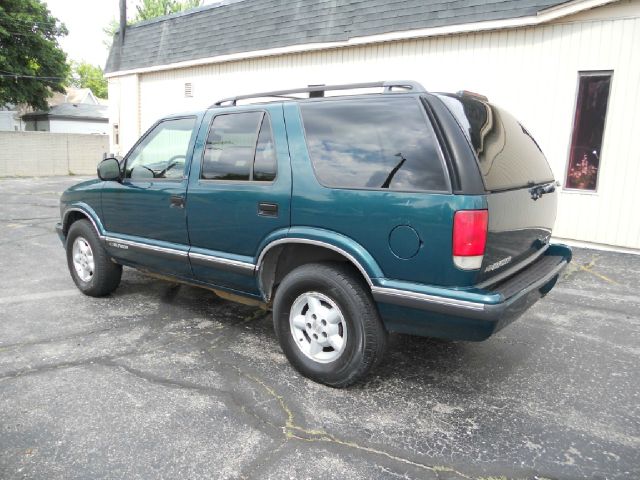 Chevrolet Blazer 1997 photo 1